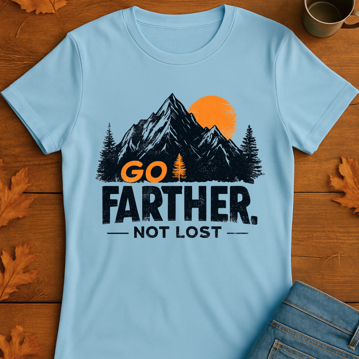 T-Shirt Go Farther - not Lost Unisex Softstyle