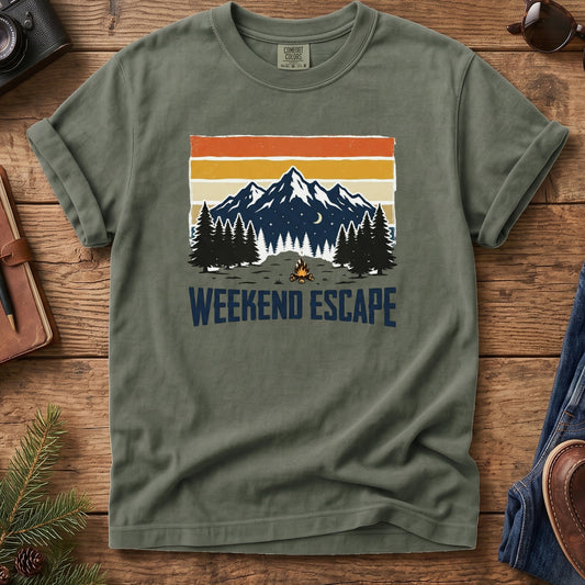 Weekend Escape Mountain Tee – close-up of weekend escape mountain artwork